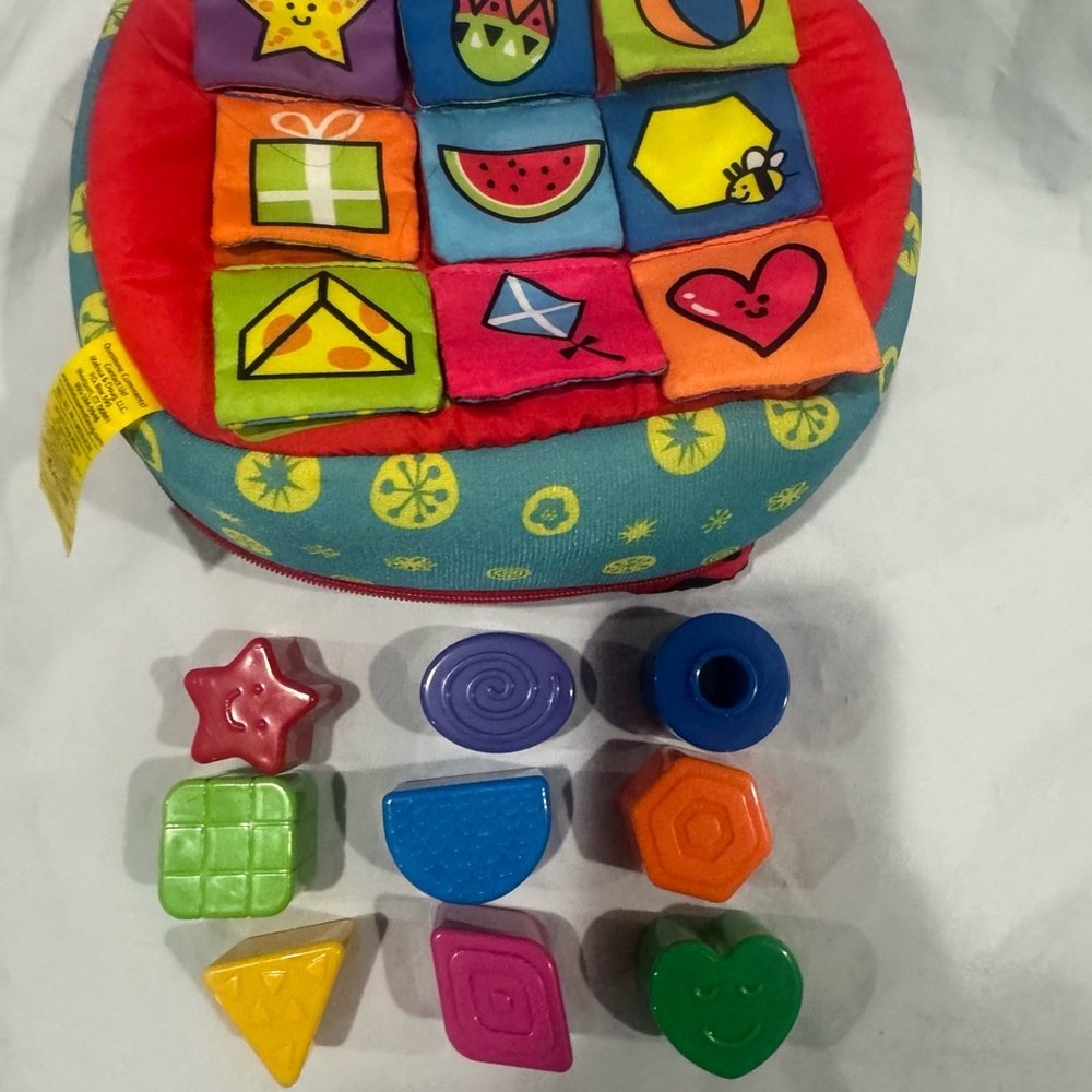 Melissa & Doug K's Kids Take-Along Shape Sorter